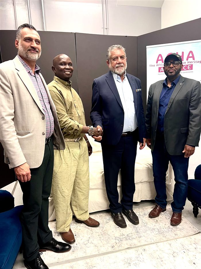 Abdi Bakal with MP Sukh Dhaliwal and community leaders at the ACHA meet-and-greet